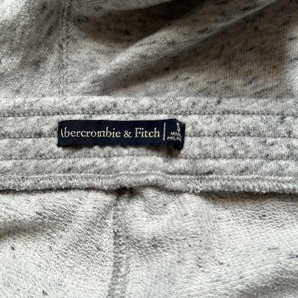 A&F Shorts - Picture 5 of 5